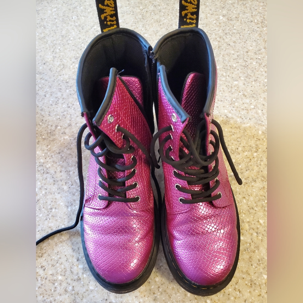 Dr Martens 1460 J Womens Pink Metallic Boots Womens Croc Size 5